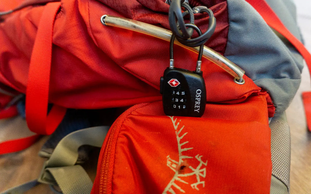 Hoe bescherm je je backpack tijdens het vliegen?