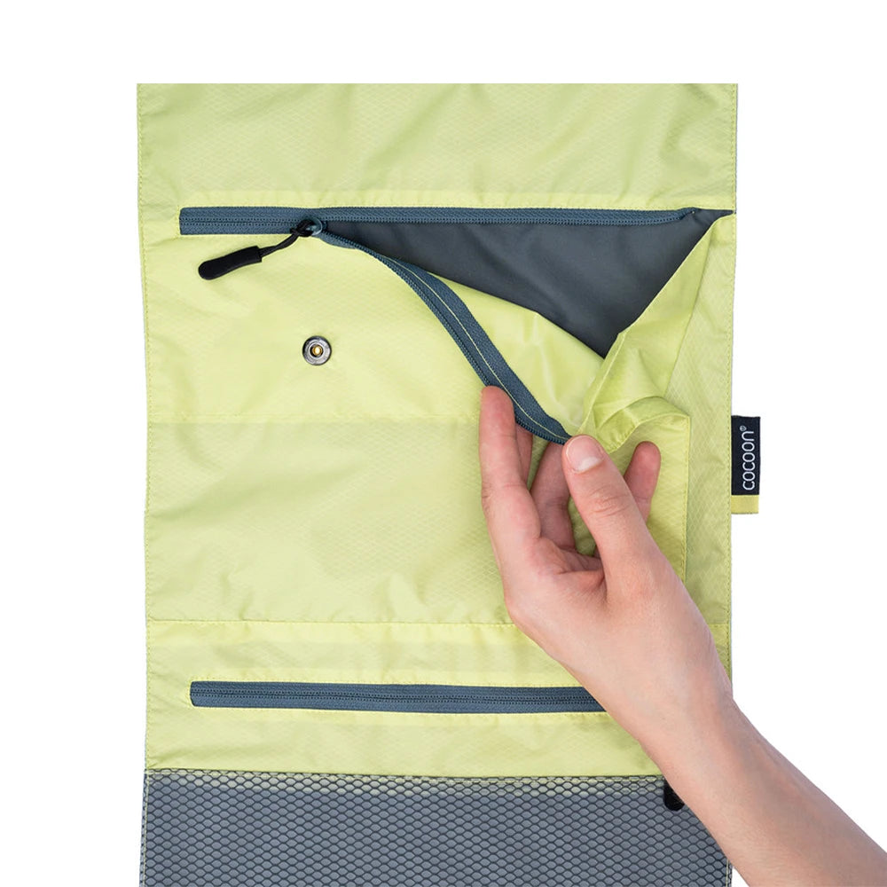 Cocoon Hanging Toiletry Kit - Minimalist Light - Toilettas