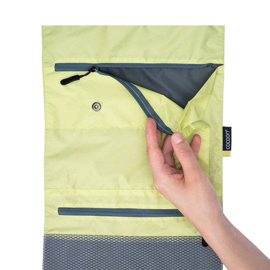 Cocoon Hanging Toiletry Kit - Minimalist Light - Toilettas