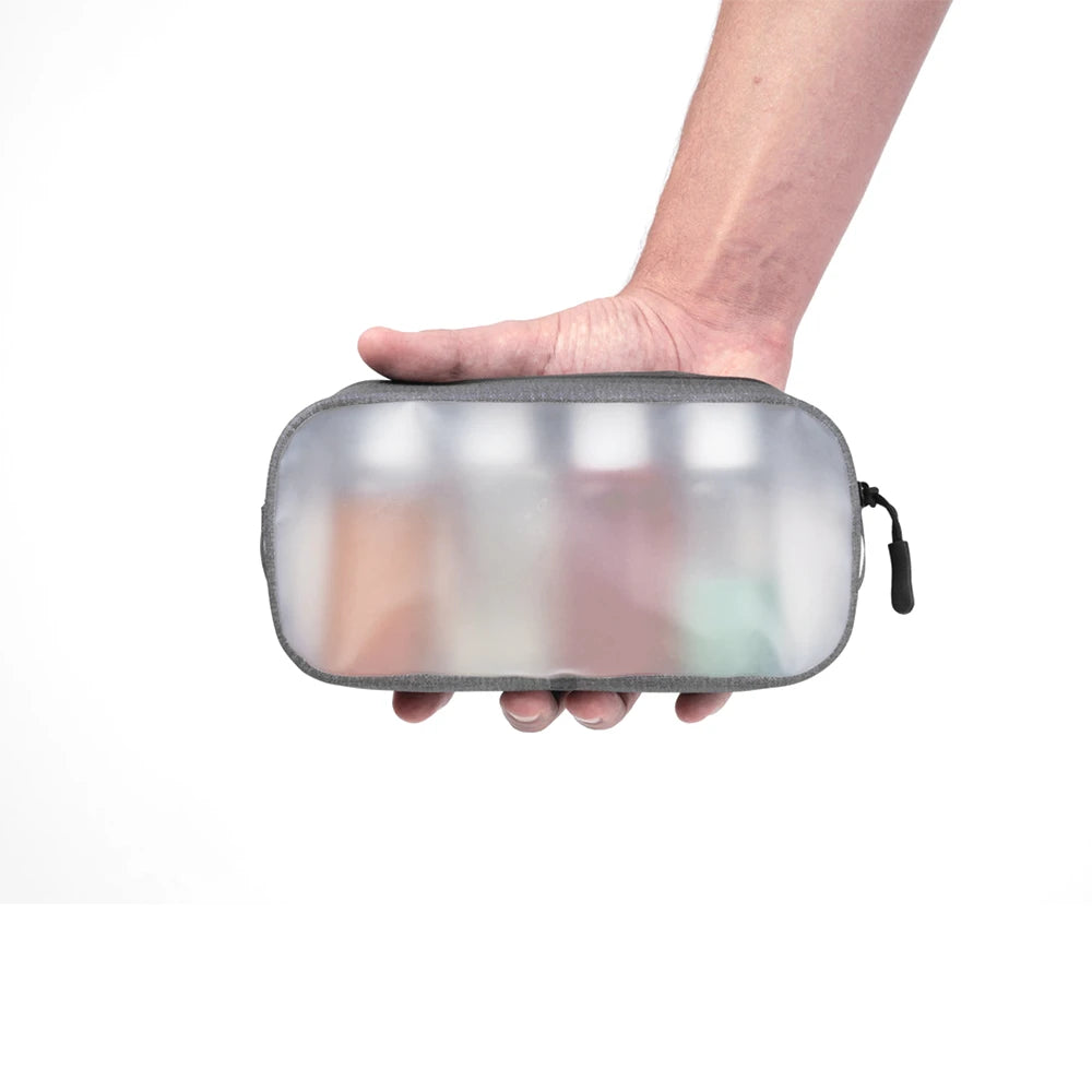 Cocoon Hanging Toiletry Kit - Minimalist Light - Toilettas