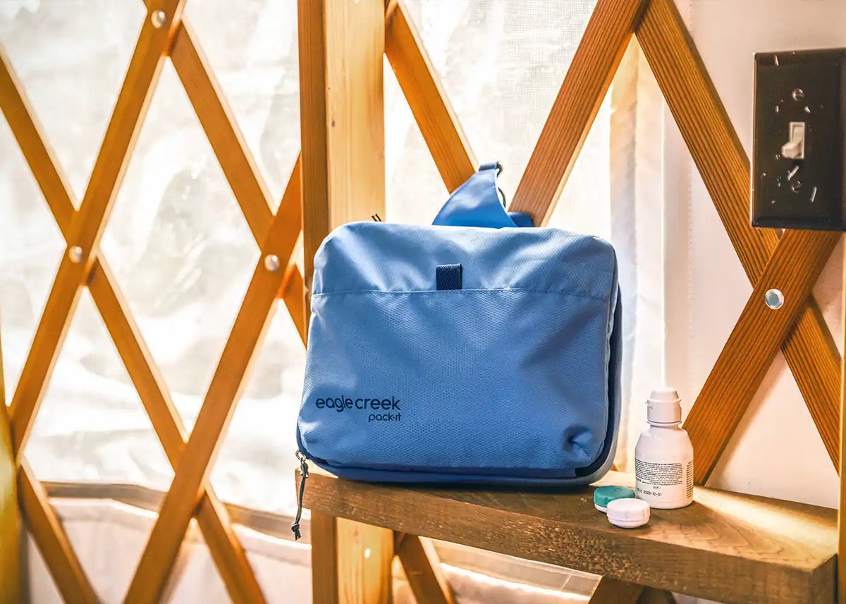 Eagle Creek Pack-It Reveal Hanging Toiletry Kit - Toilettas