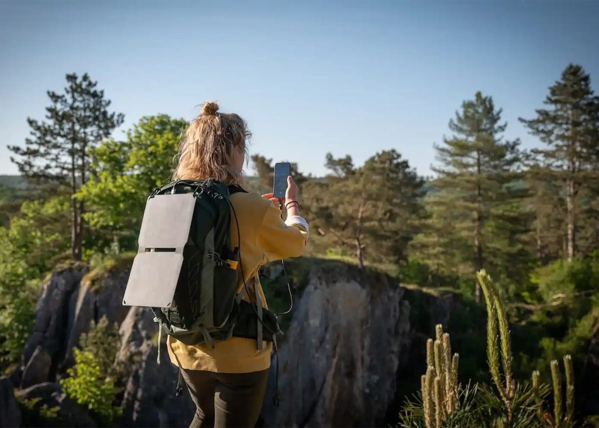 WakaWaka Solar 10